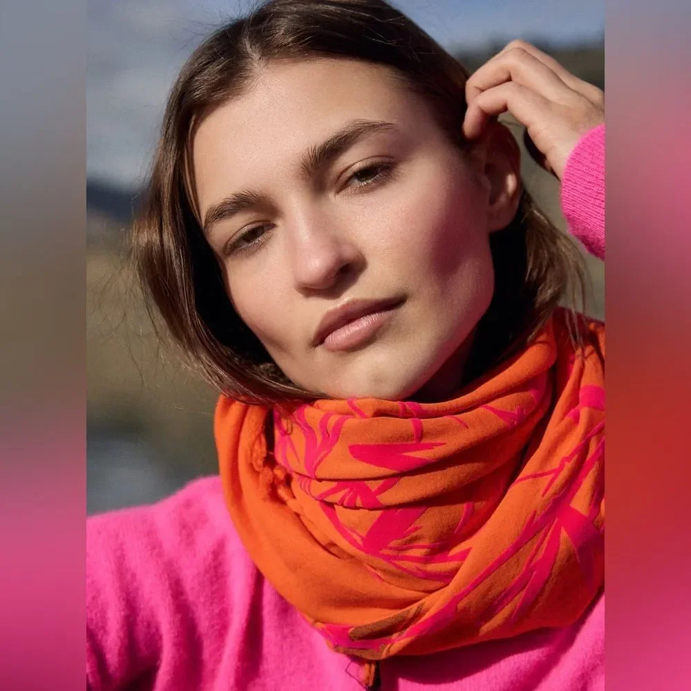 NWT Leigh & Luca Orange Pink Flocked Fine Cotton Hand Printed Tasseled Scarf